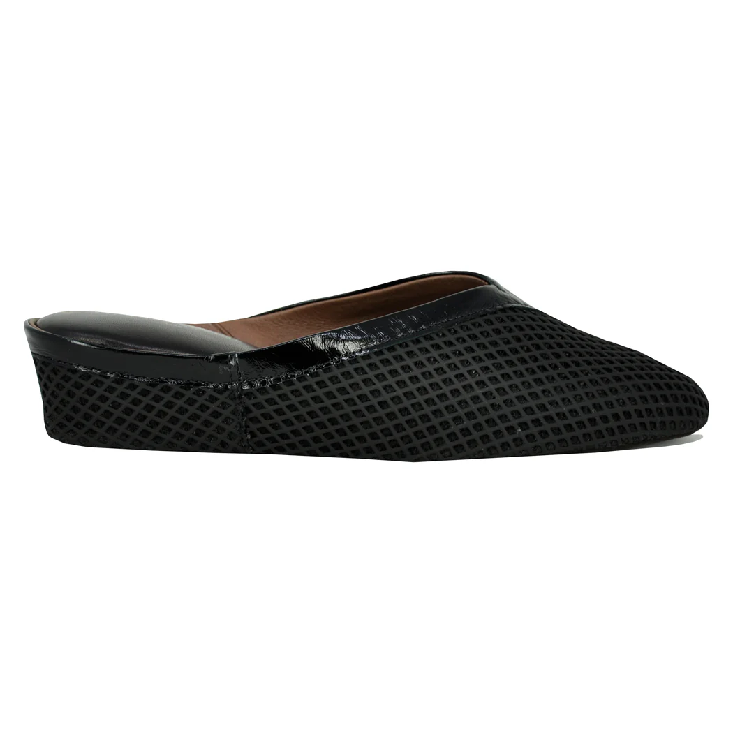 4640 Mesh V-Trim Slipper - Image 2