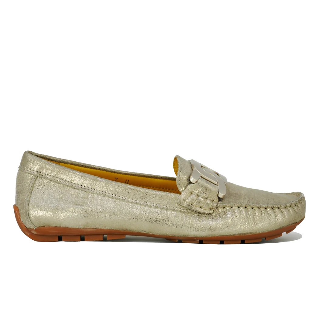 Aiker Leather Closed Flat Moc - Image 2