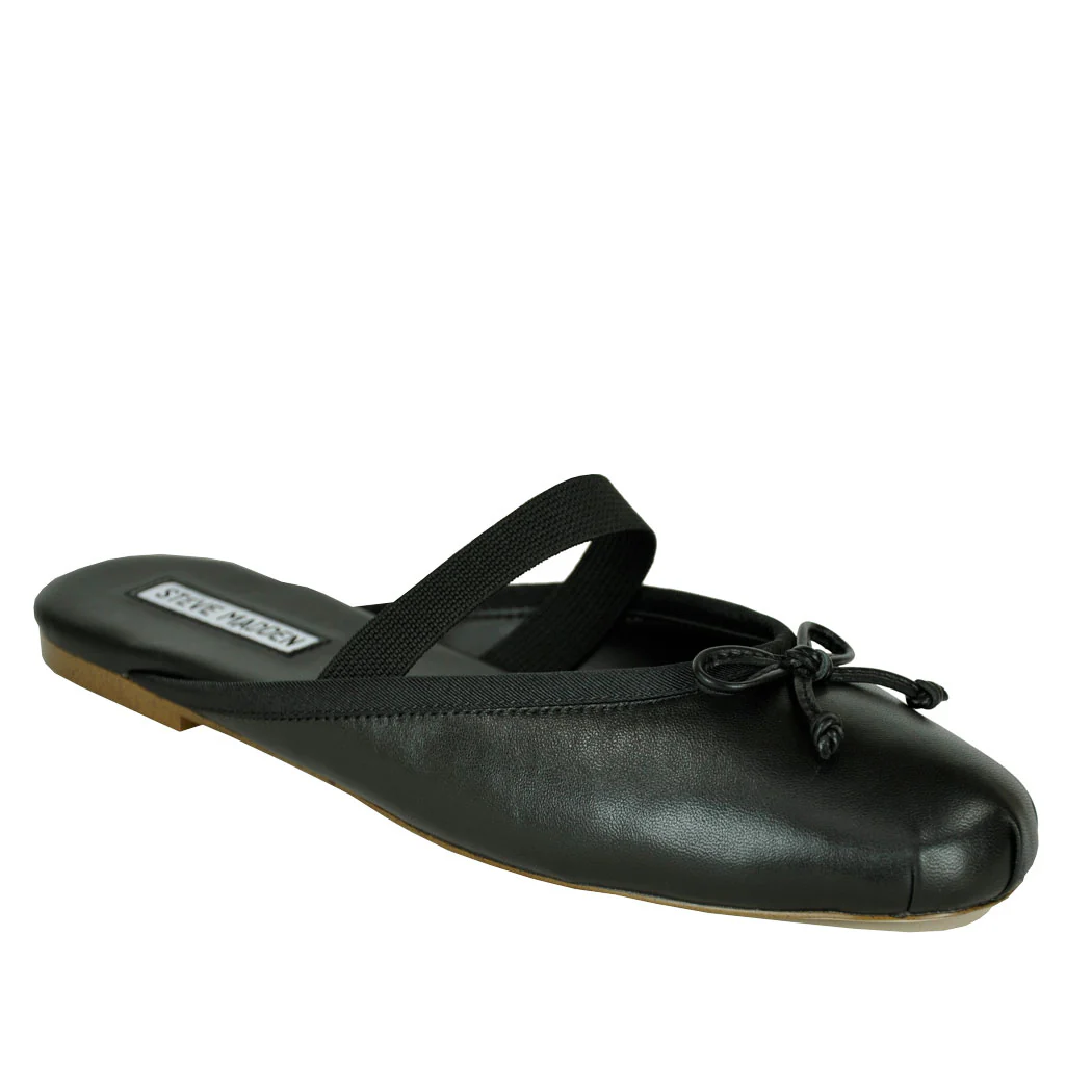 Cutesy Leather Flat Closed Mule