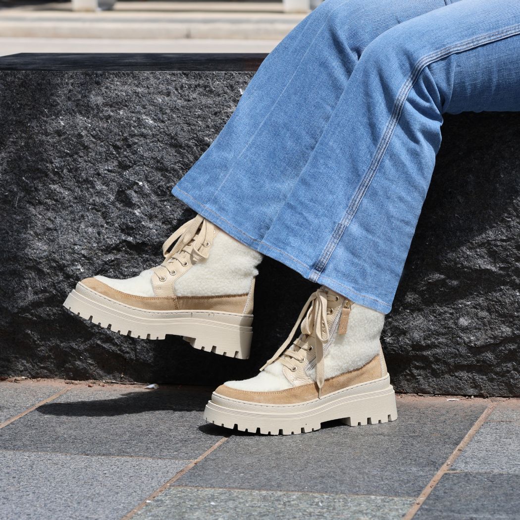 Ezra Suede Fur Lace Up Boot - Image 2