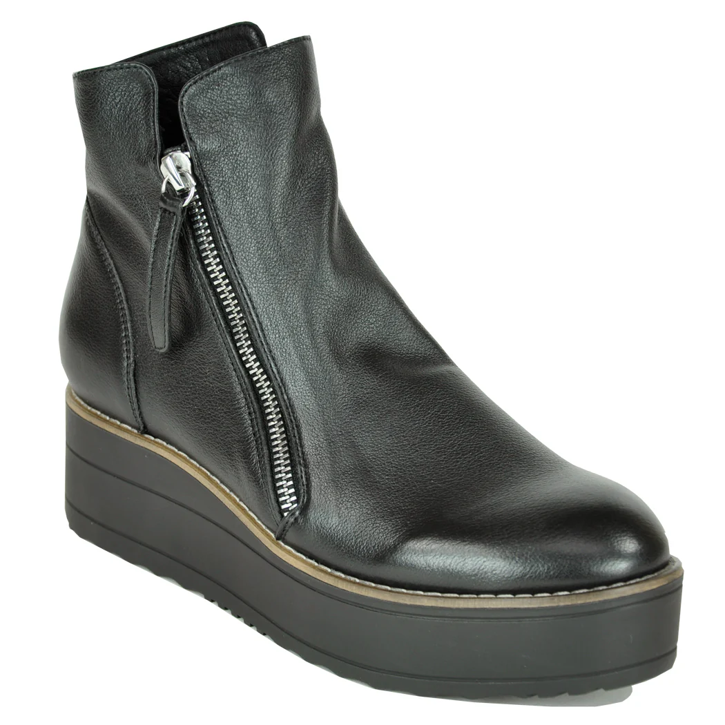 Nene Leather Wedge Zip Boot
