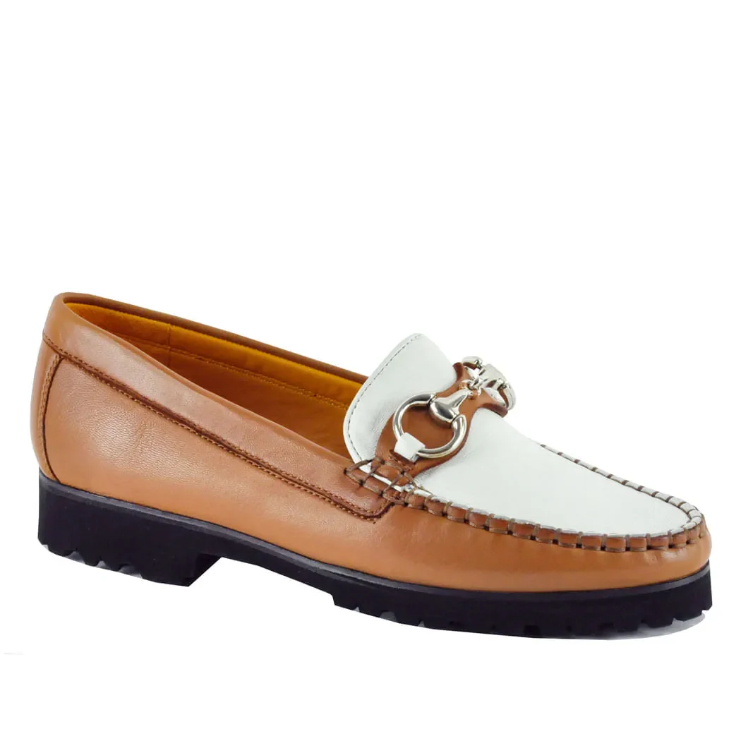 Soho-Combo Leather Lug Closed Flat