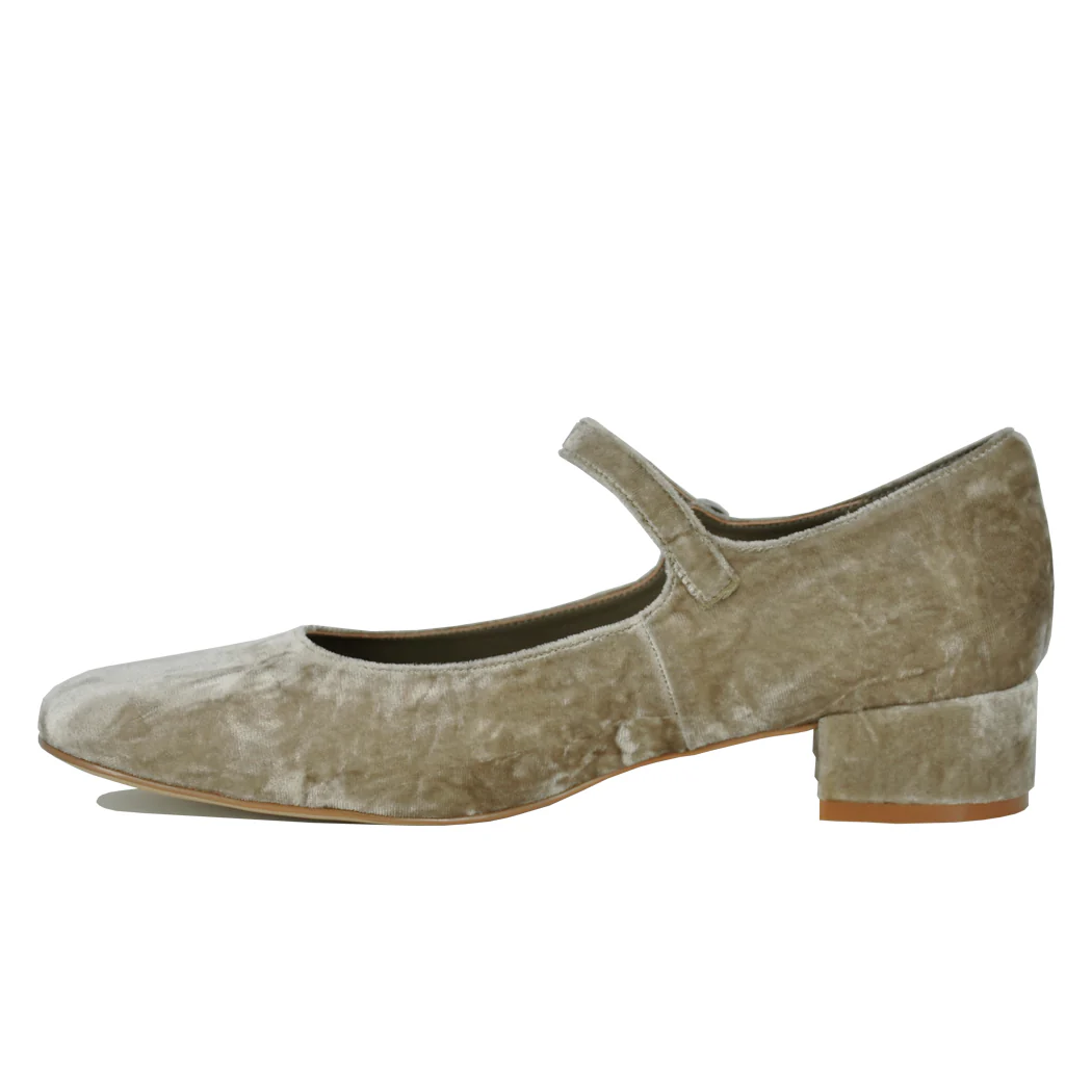 Top-Tier Velvet Maryjane Block Heel - Image 4